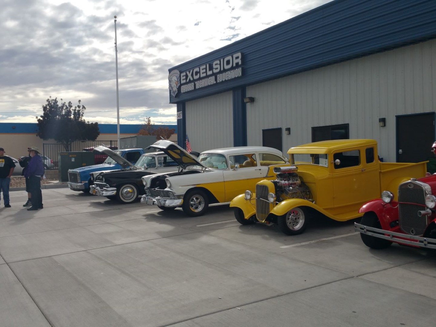Car Show Display 3